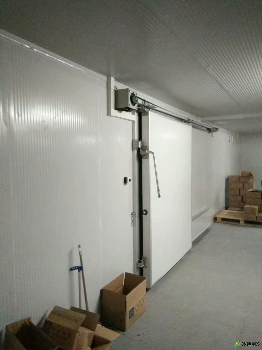 建一個小型雪糕冰淇淋冷庫需要多少錢(圖1) 建一個小型雪糕冰淇淋冷庫需要多少錢(圖1)