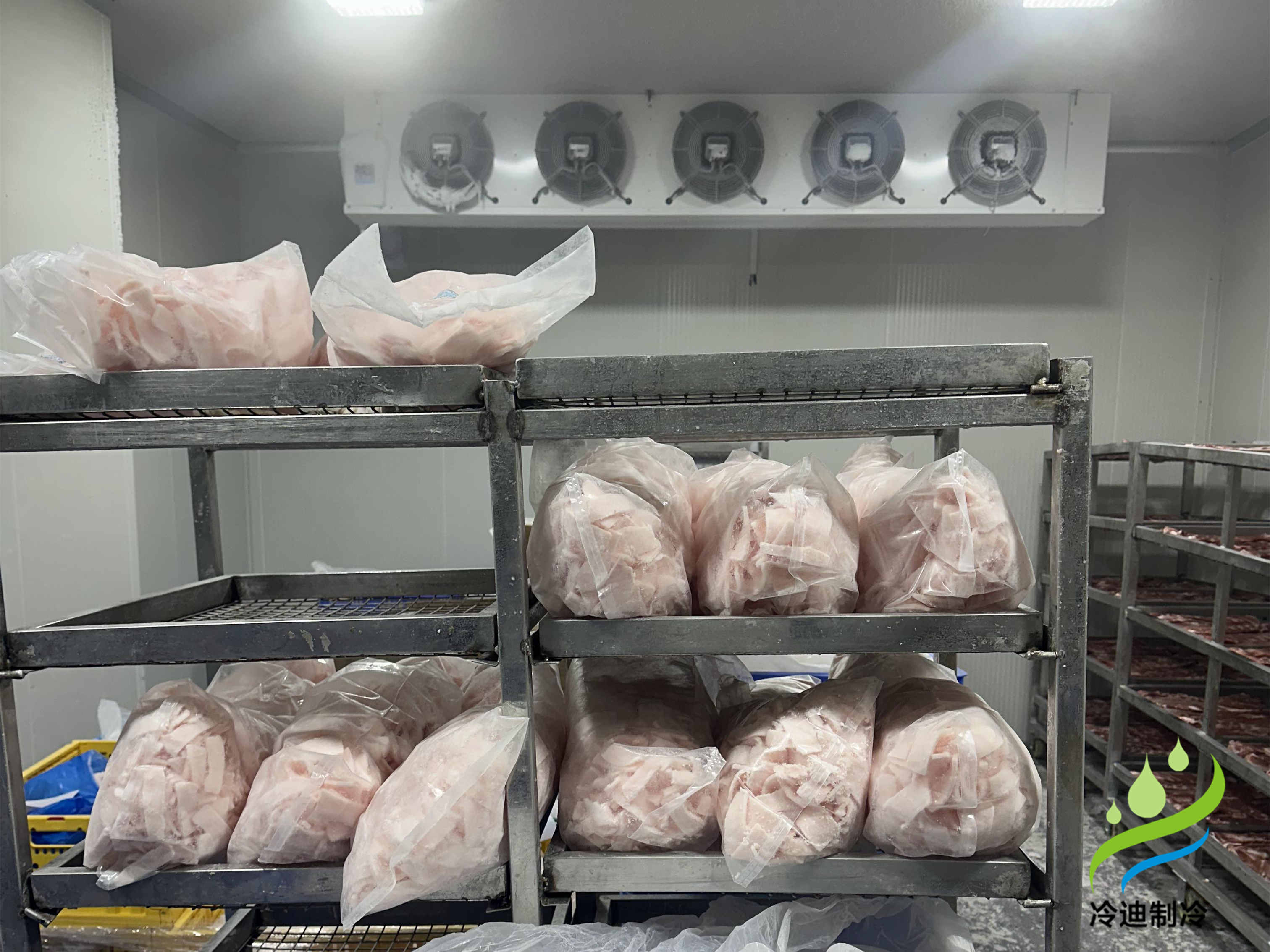 安裝一座標(biāo)準(zhǔn)冷藏庫造價(jià)需要多少錢？